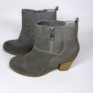 Aldo | Leather Zip Bootie | Size 8.5